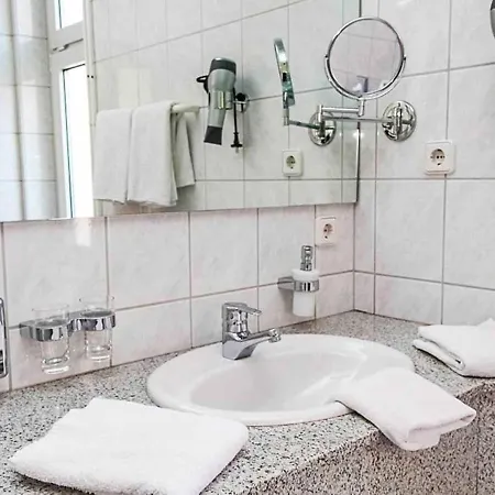 Boehler's Landgasthaus 3*